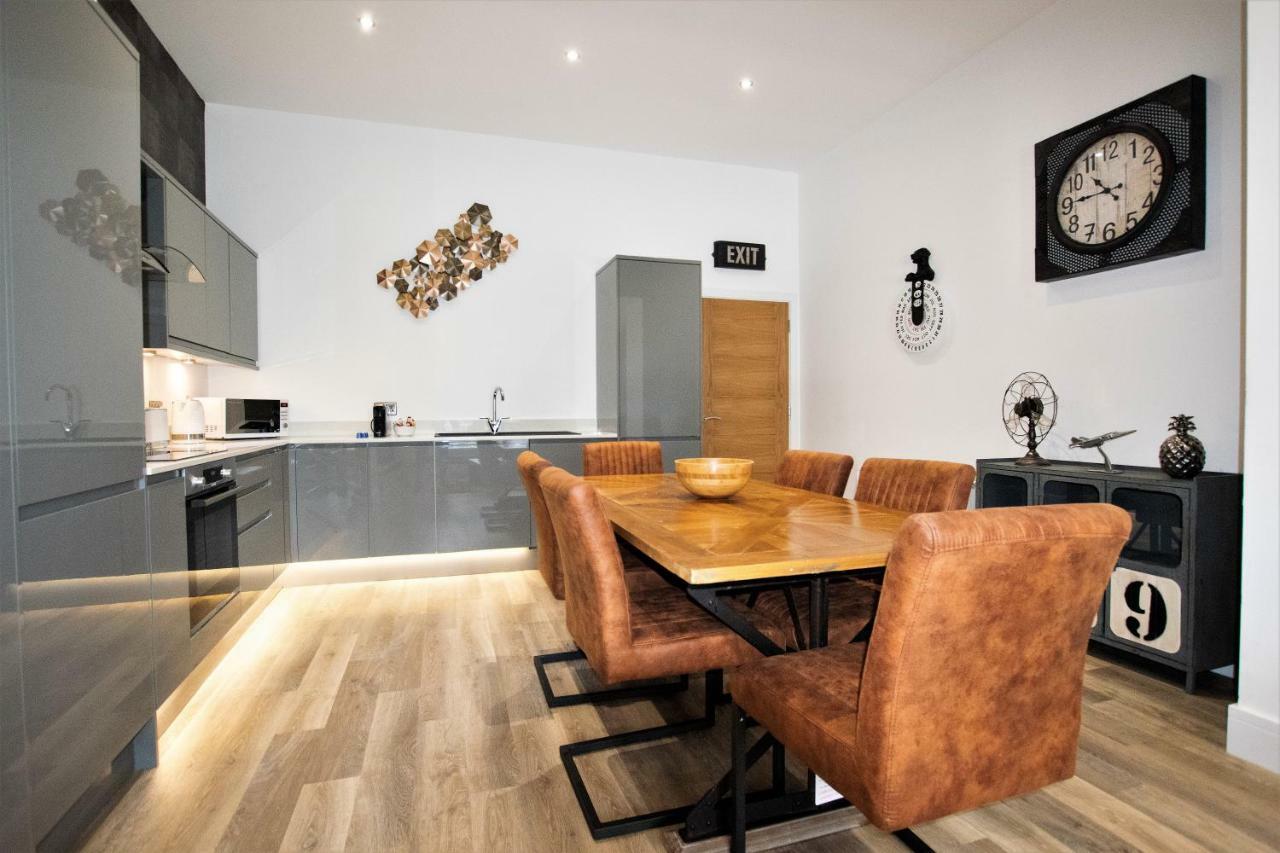 Rowan Tree - Your Apartment Bristol Dış mekan fotoğraf