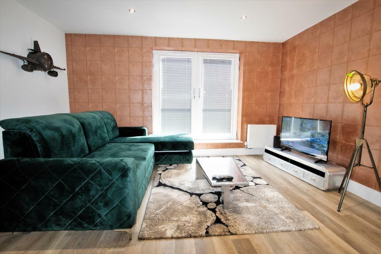 Rowan Tree - Your Apartment Bristol Dış mekan fotoğraf