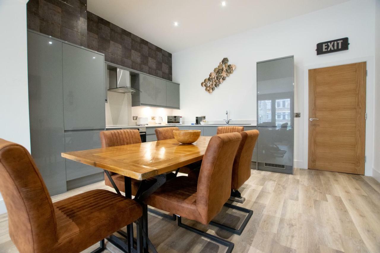 Rowan Tree - Your Apartment Bristol Dış mekan fotoğraf